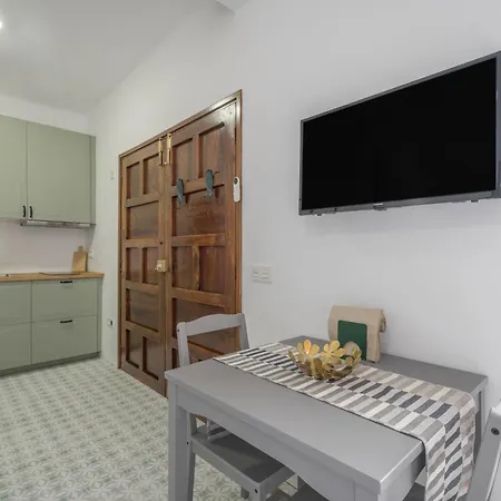 Mi Tagoro - Estudio Con Encanto - Гиа-де-Исора